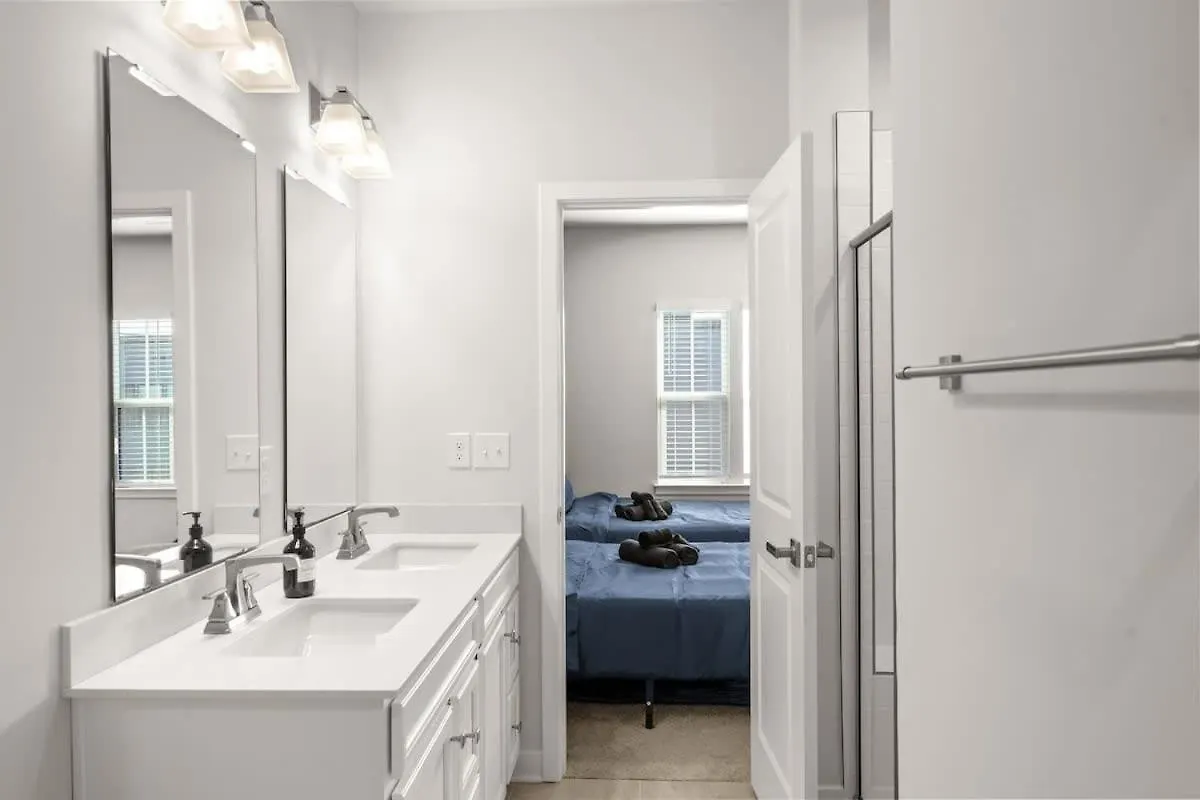 Вилла Luxurious King 3Br Townhouse In Uptown Charlotte! США
