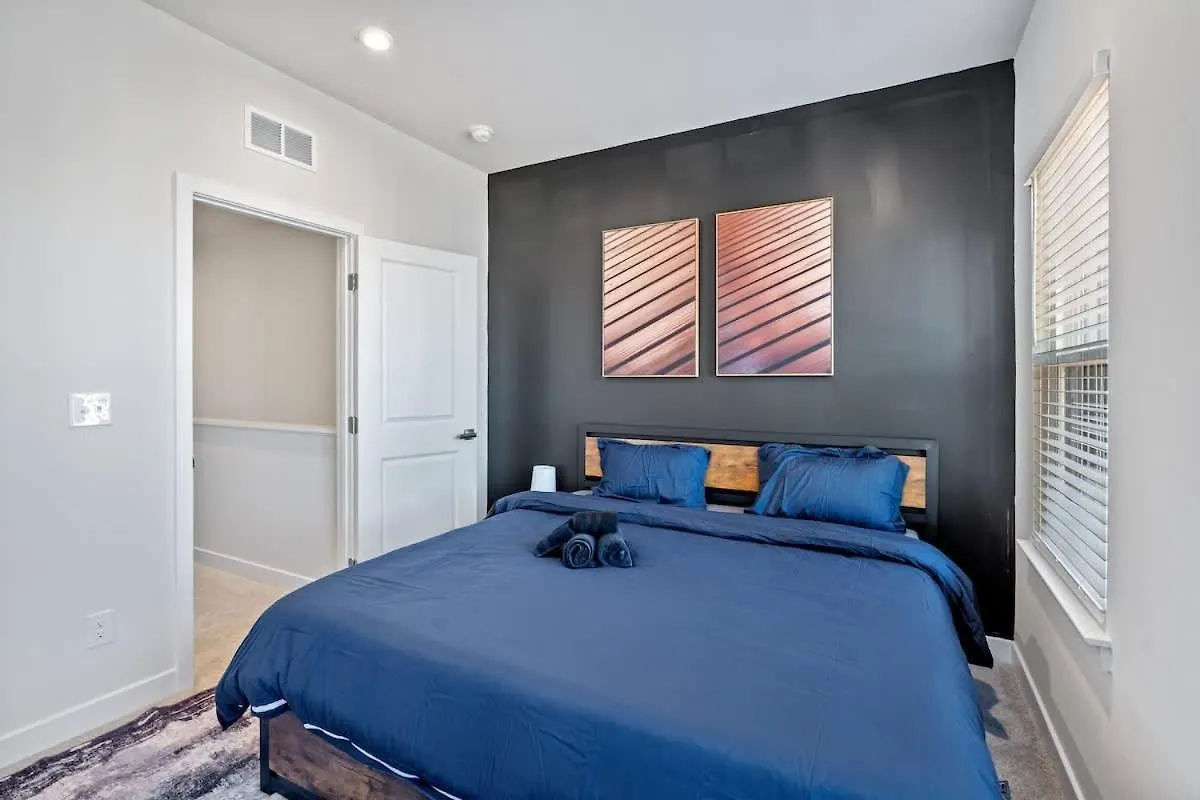 Luxurious King 3Br Townhouse In Uptown Charlotte! Villa